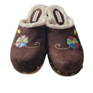 TOMMY GIRL PATCHWORK FLOWER PRINT  STUDDED DETAIL TRIM LEATHER/ SUEDE UPPERS